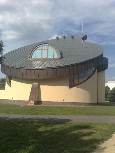 titánzinková strecha - kostol Prievidza